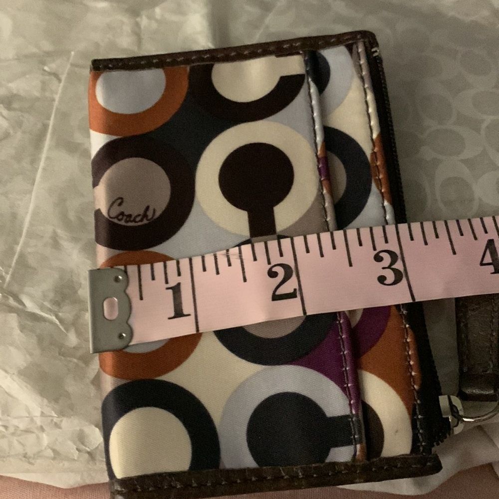 Coach Keychain Wallet - Picture 13 of 16